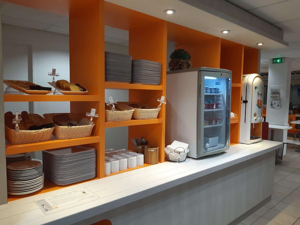 Roissy 3*