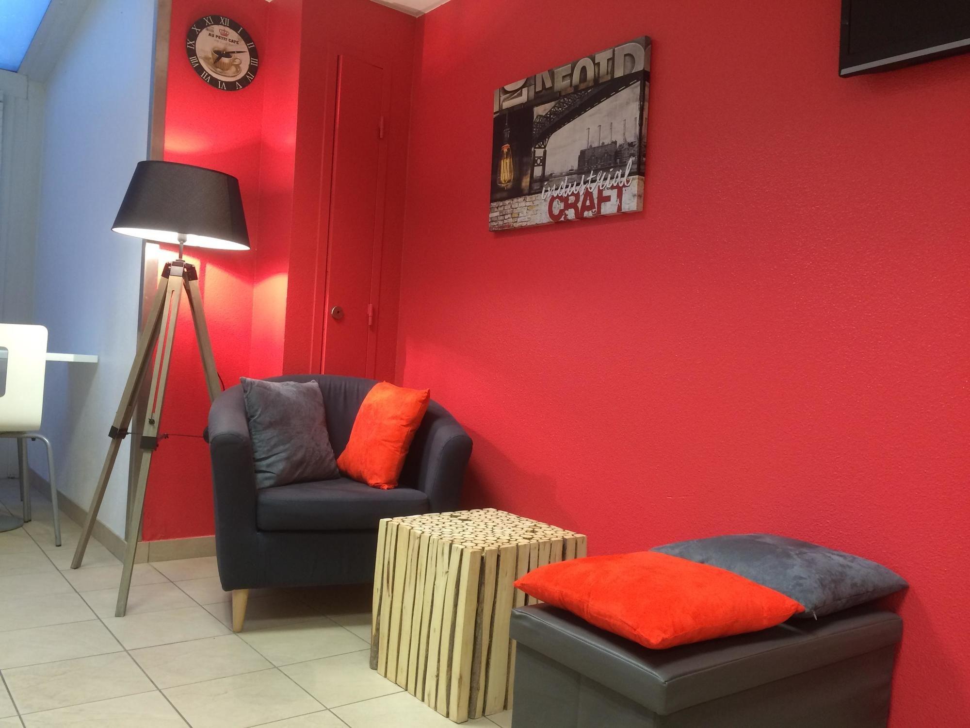 Roissy Hotel 3*