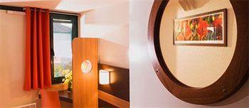 Roissy Hotel 3*